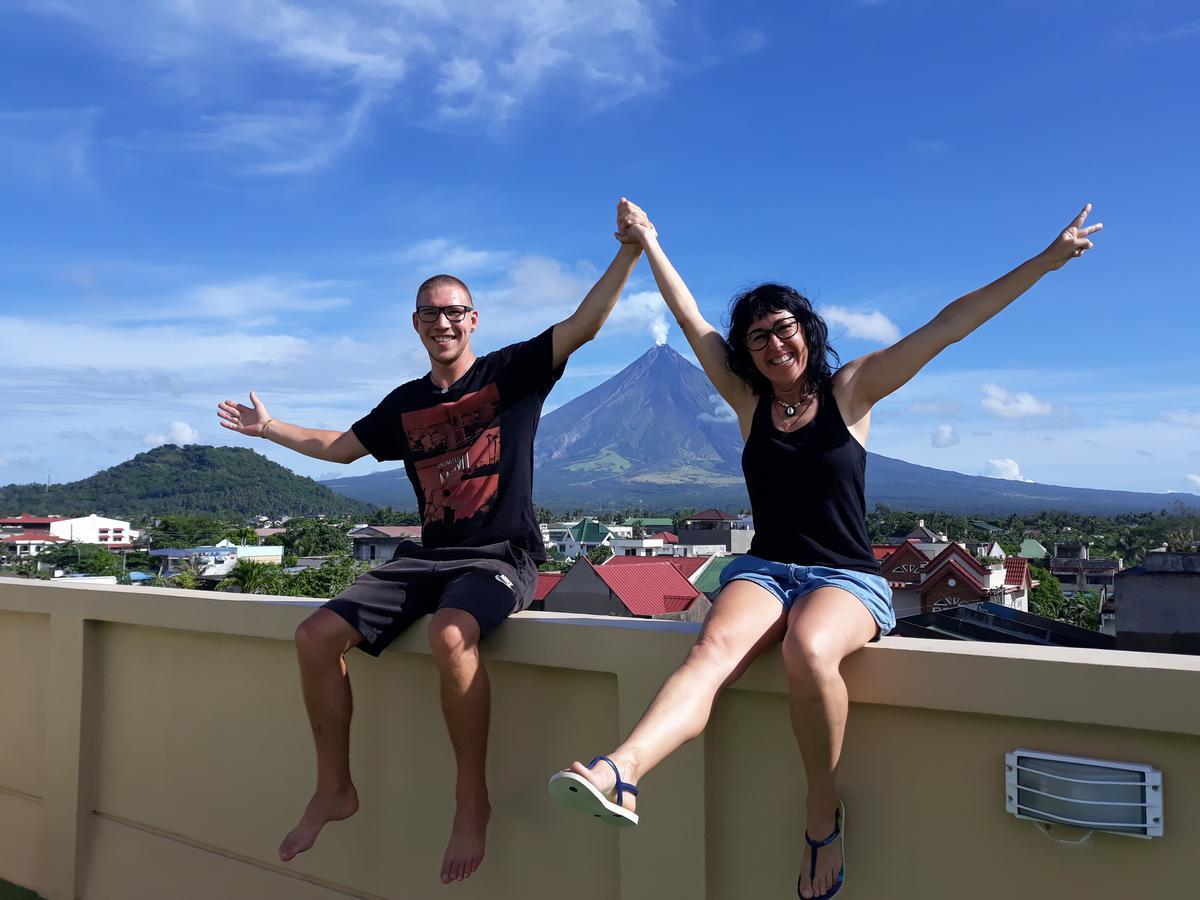 Jdl Residences Hostel Legazpi Buitenkant foto