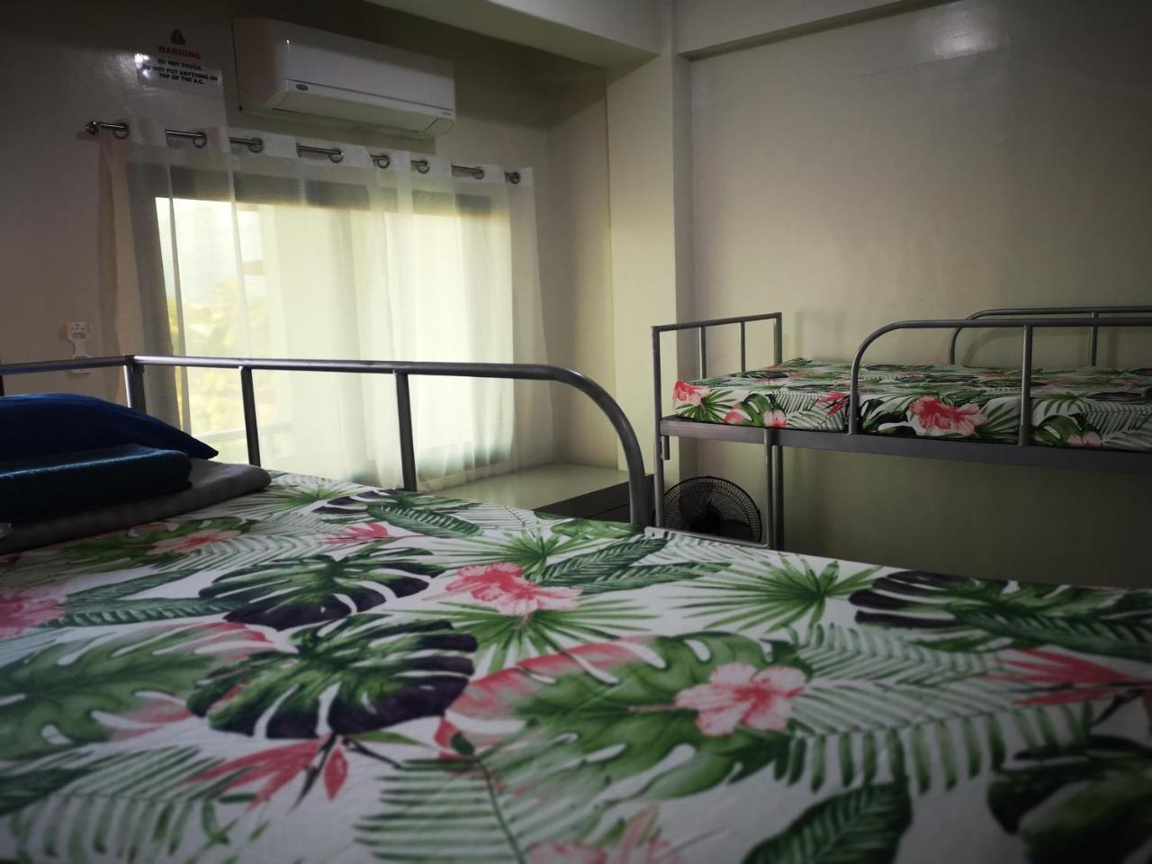 Jdl Residences Hostel Legazpi Buitenkant foto