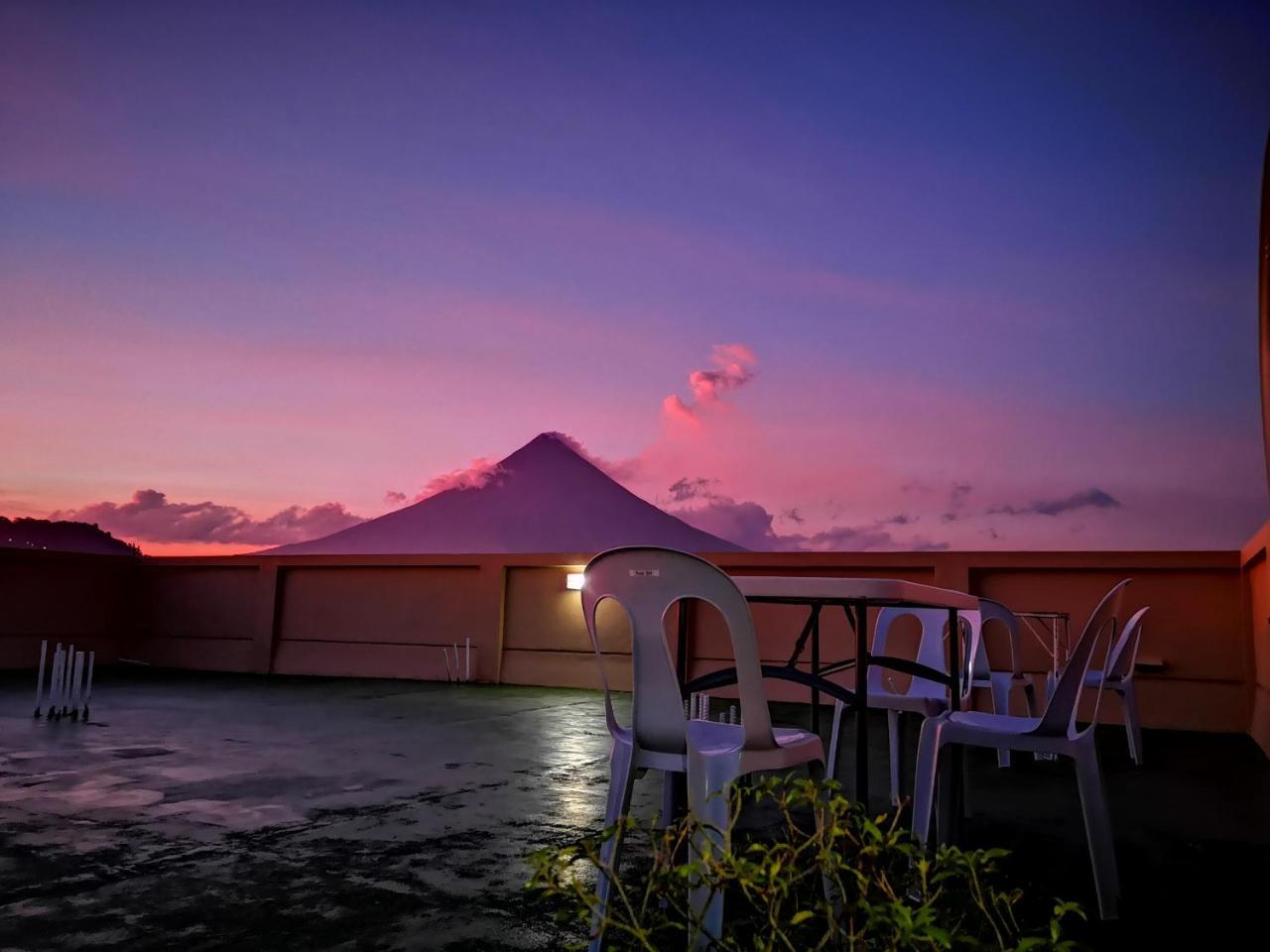 Jdl Residences Hostel Legazpi Buitenkant foto