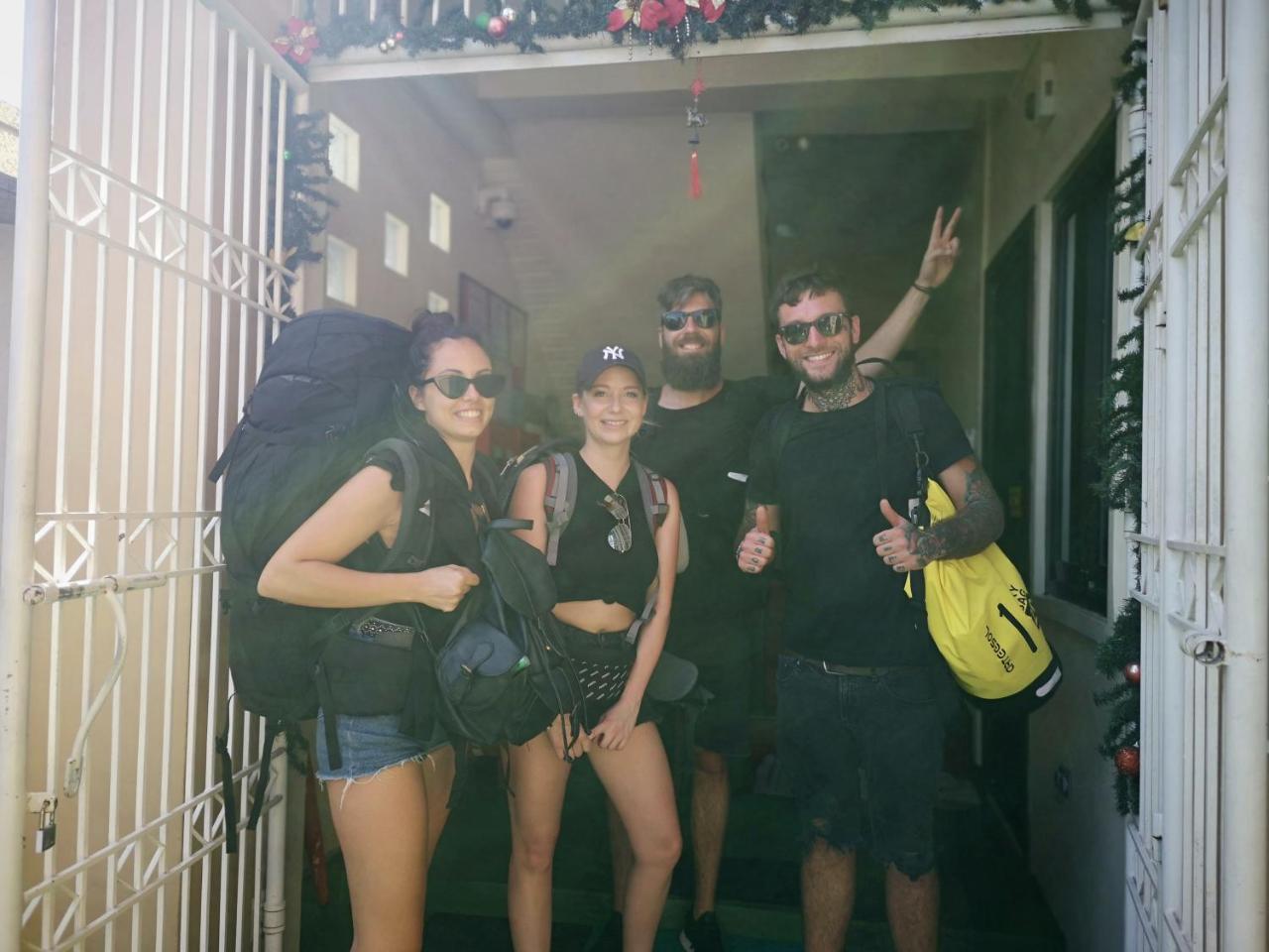 Jdl Residences Hostel Legazpi Buitenkant foto