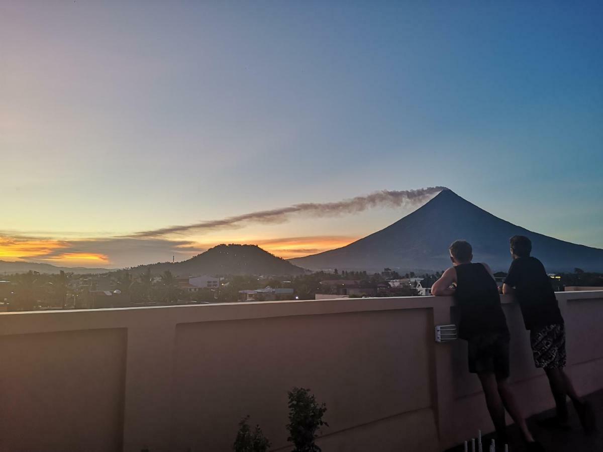 Jdl Residences Hostel Legazpi Buitenkant foto