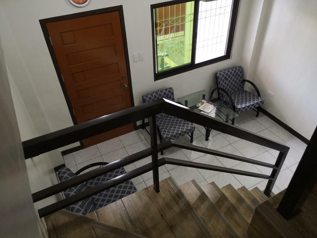 Jdl Residences Hostel Legazpi Buitenkant foto