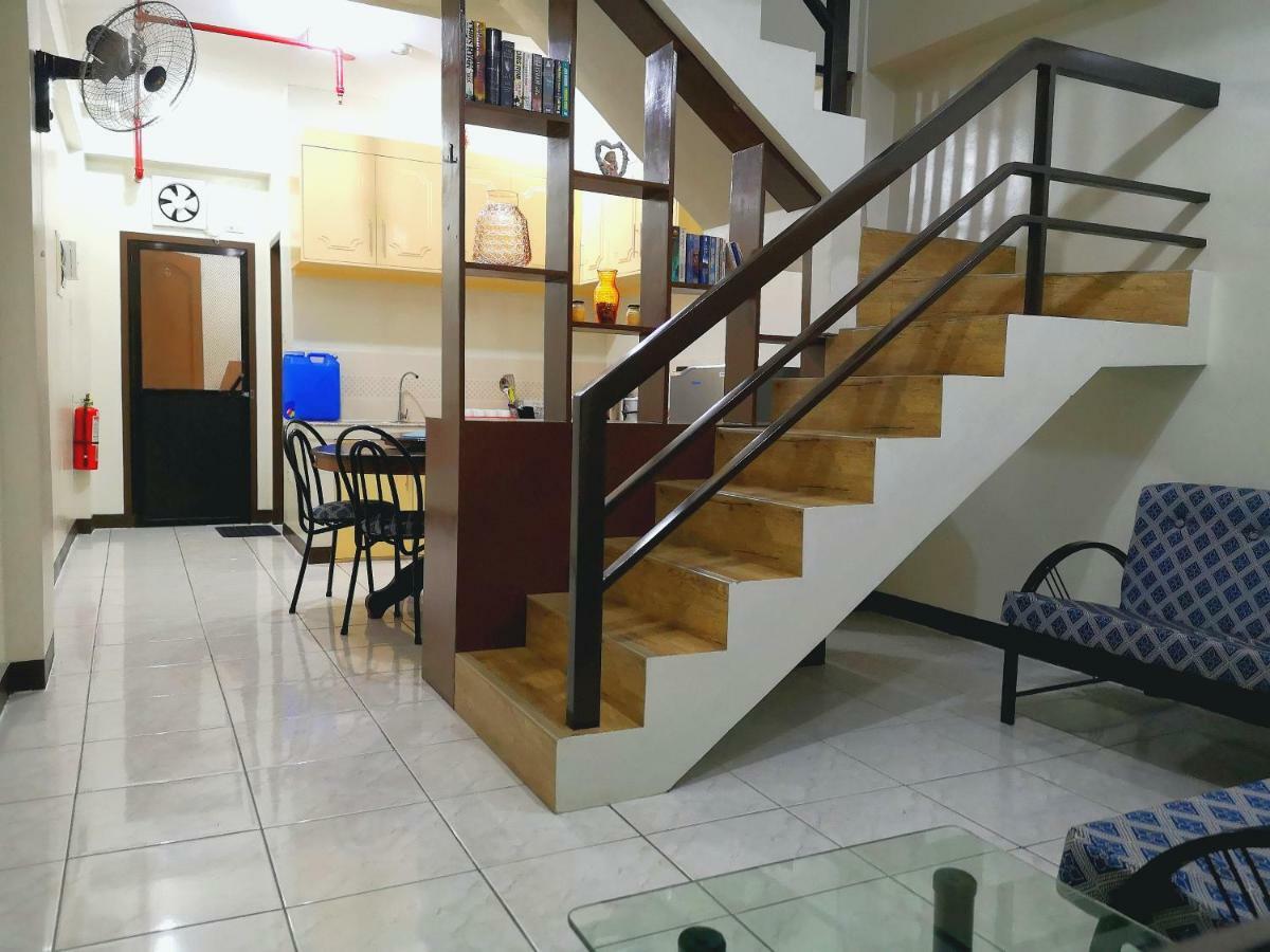 Jdl Residences Hostel Legazpi Buitenkant foto