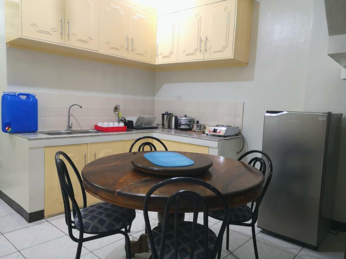 Jdl Residences Hostel Legazpi Buitenkant foto
